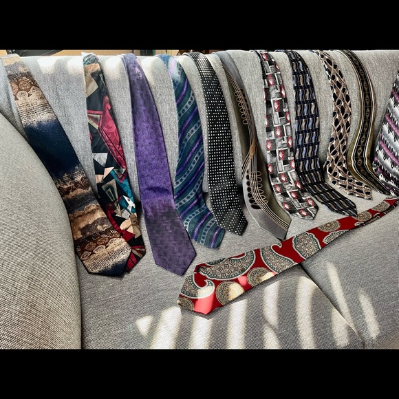 Assorted ties - Picture 2 of 6
